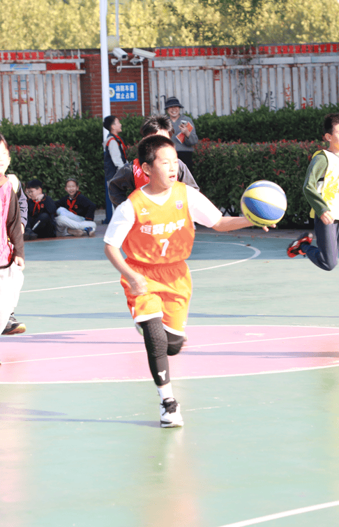 开云体育直播Ning迎来十赛季出色发挥，独行侠观众热烈欢呼！的简单介绍