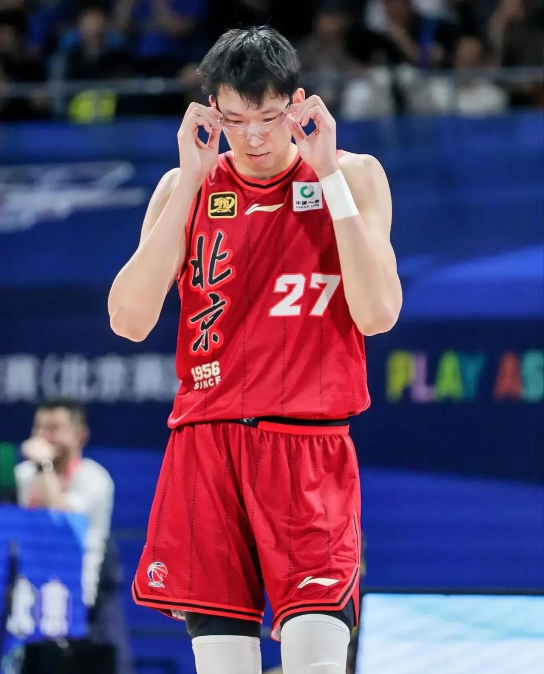 开云体育官方网站里程碑夜！广厦男篮绝杀压哨；亚冠今晚刷纪录；气氛紧张；训练强度明显提升的简单介绍